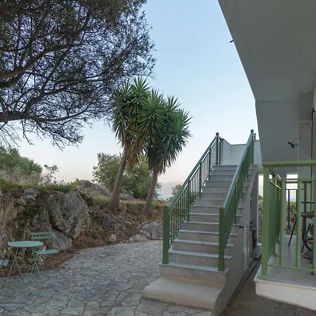 Kirke's Nest 公寓 *