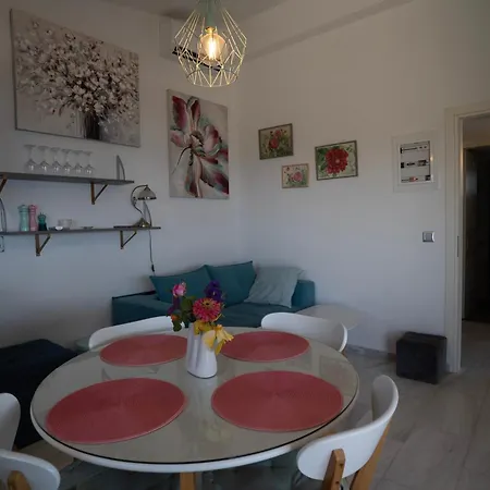 公寓 Kirke's Nest *