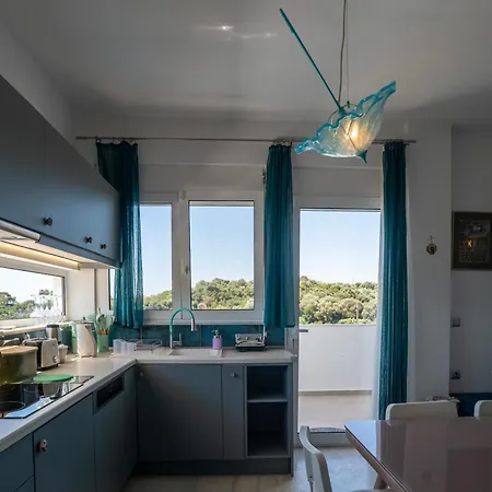 Kirke's Nest Apartment
