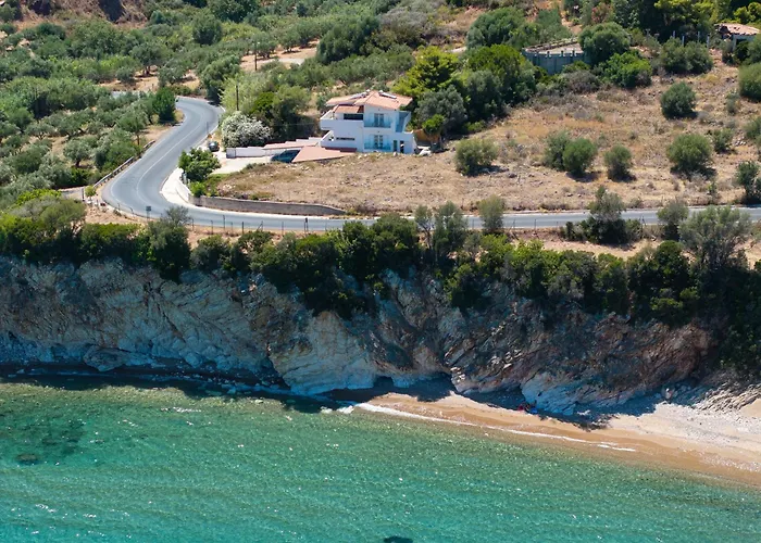 Διαμέρισμα Kirke's Nest Πεταλίδι