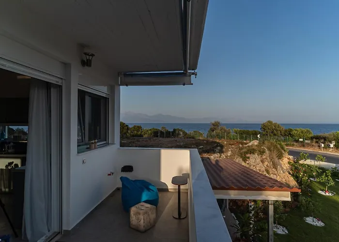 Kirke's Nest Petalídhion